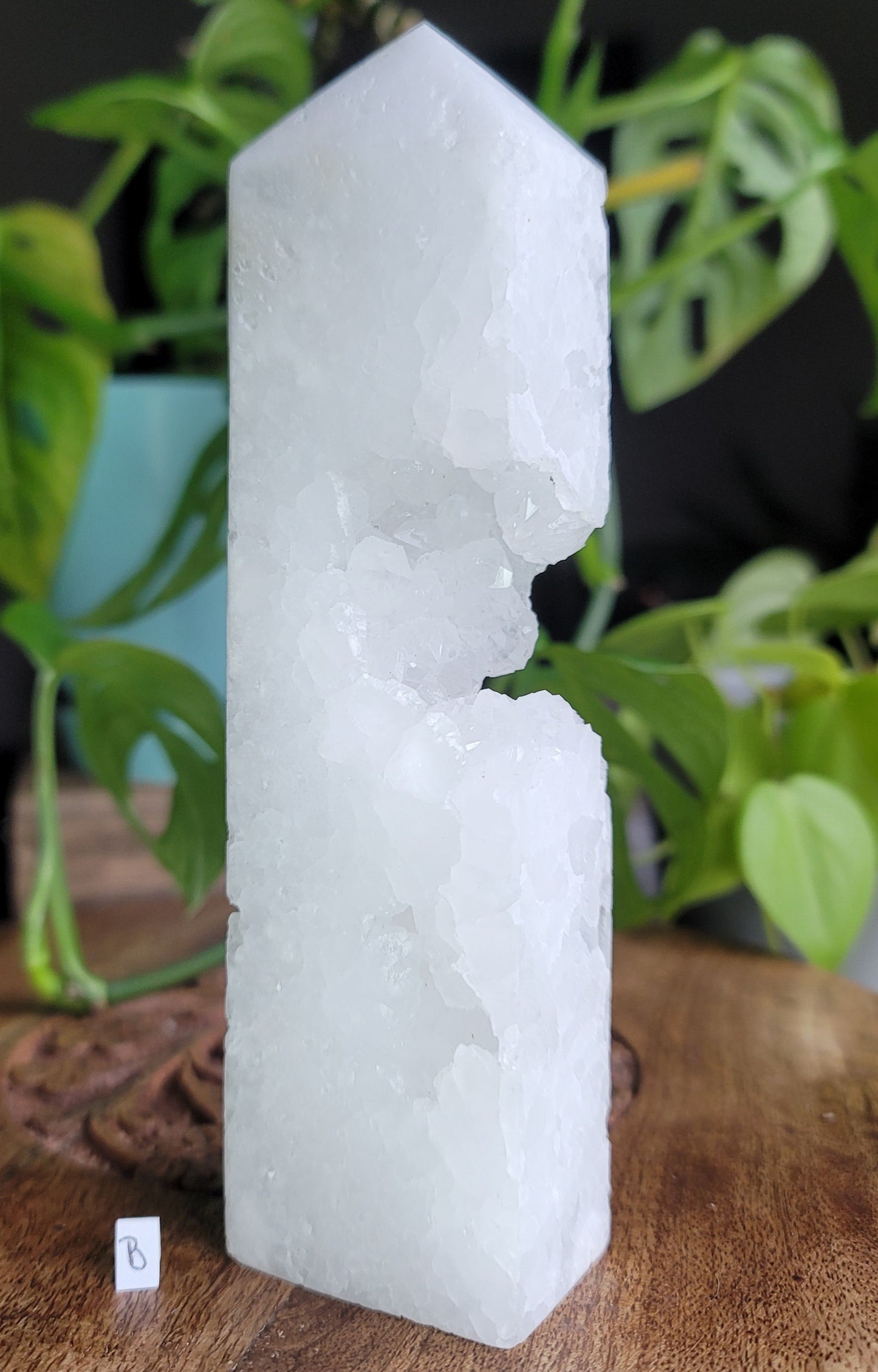 Moroccan Quartz Geode Tower: Gateway to Spiritual Exploration