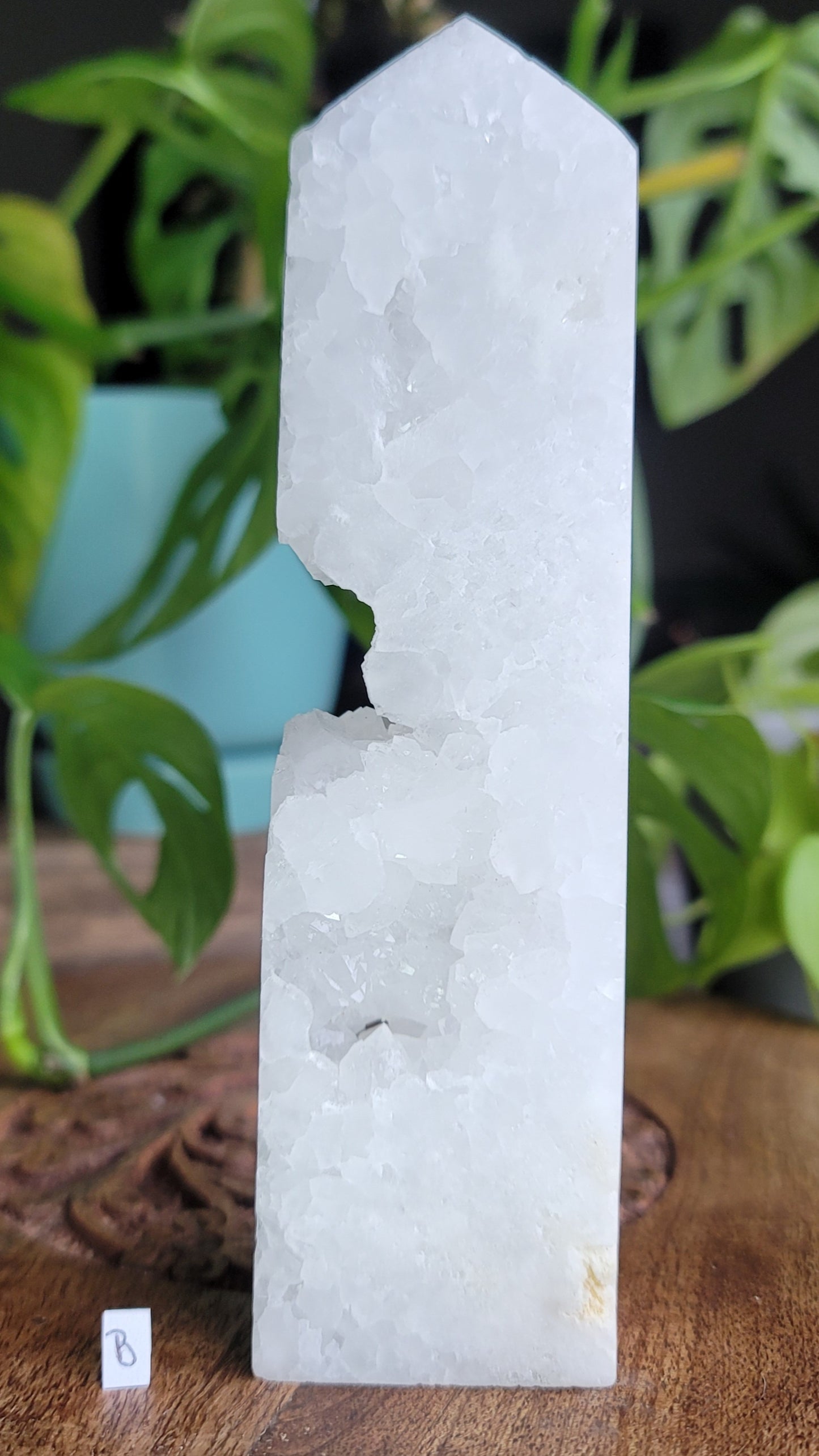 Moroccan Quartz Geode Tower: Gateway to Spiritual Exploration