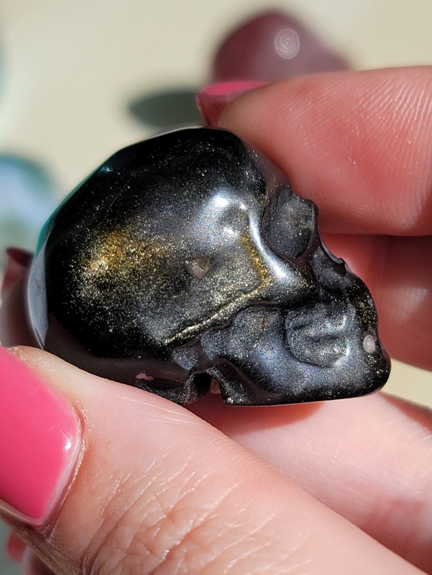Mini Skull Carving: Diverse Energies in a Compact Form