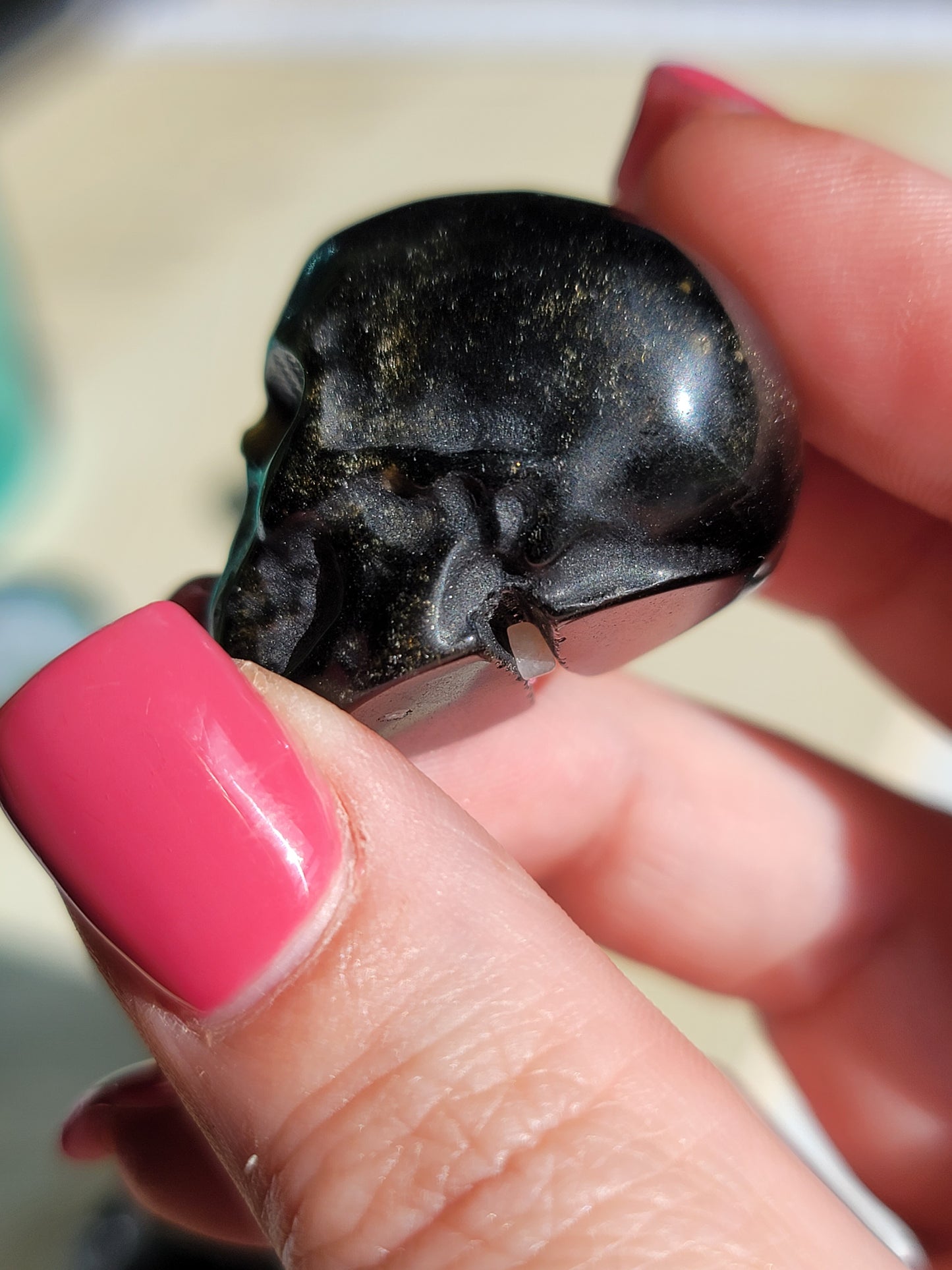 Mini Skull Carving: Diverse Energies in a Compact Form