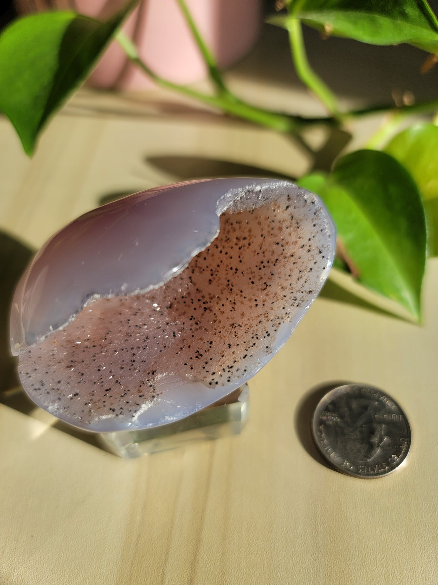 Druzy Geode Egg: Natural Beauty and Inner Harmony