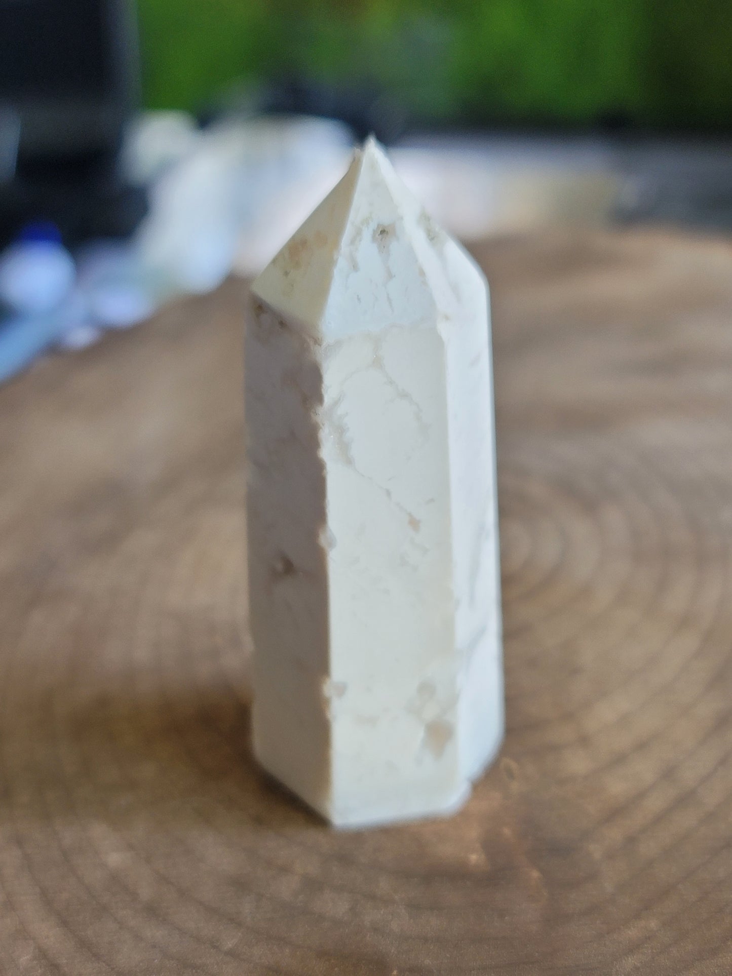 White Agate Point: A Beacon of Clarity and Tranquility