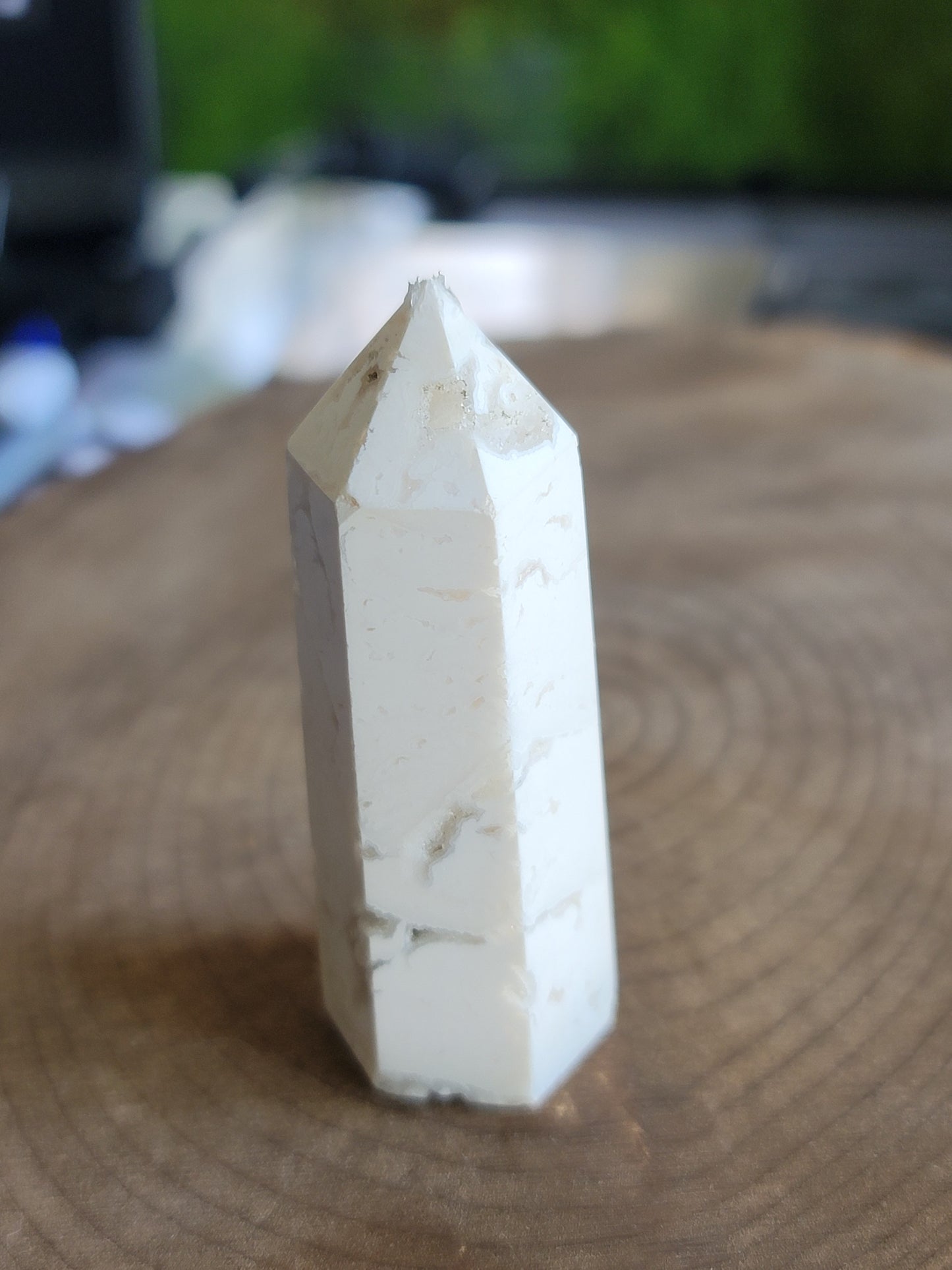 White Agate Point: A Beacon of Clarity and Tranquility