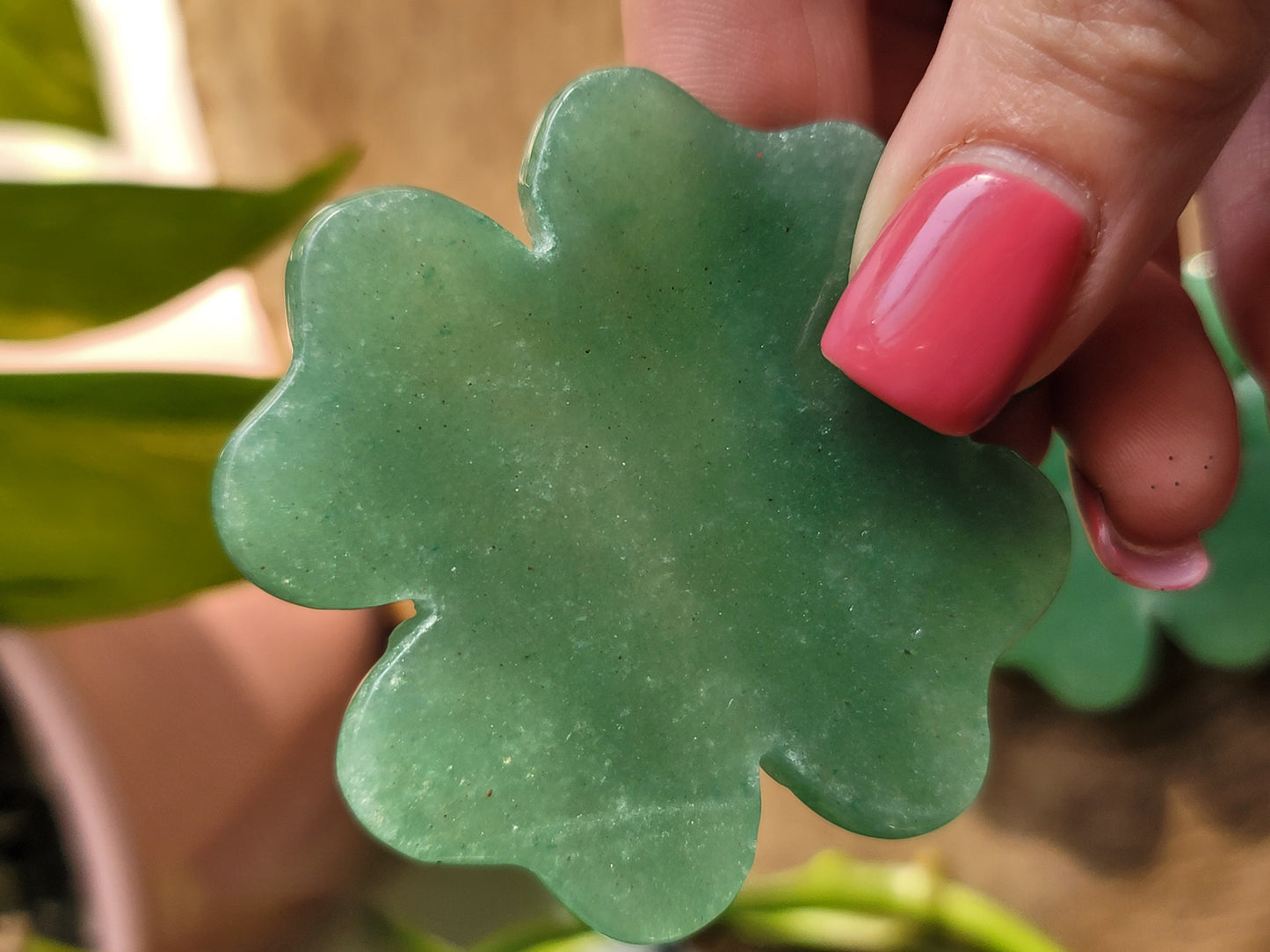 Green Aventurine 4 Leaf Clover: Luck and Prosperity in Nature's Charm