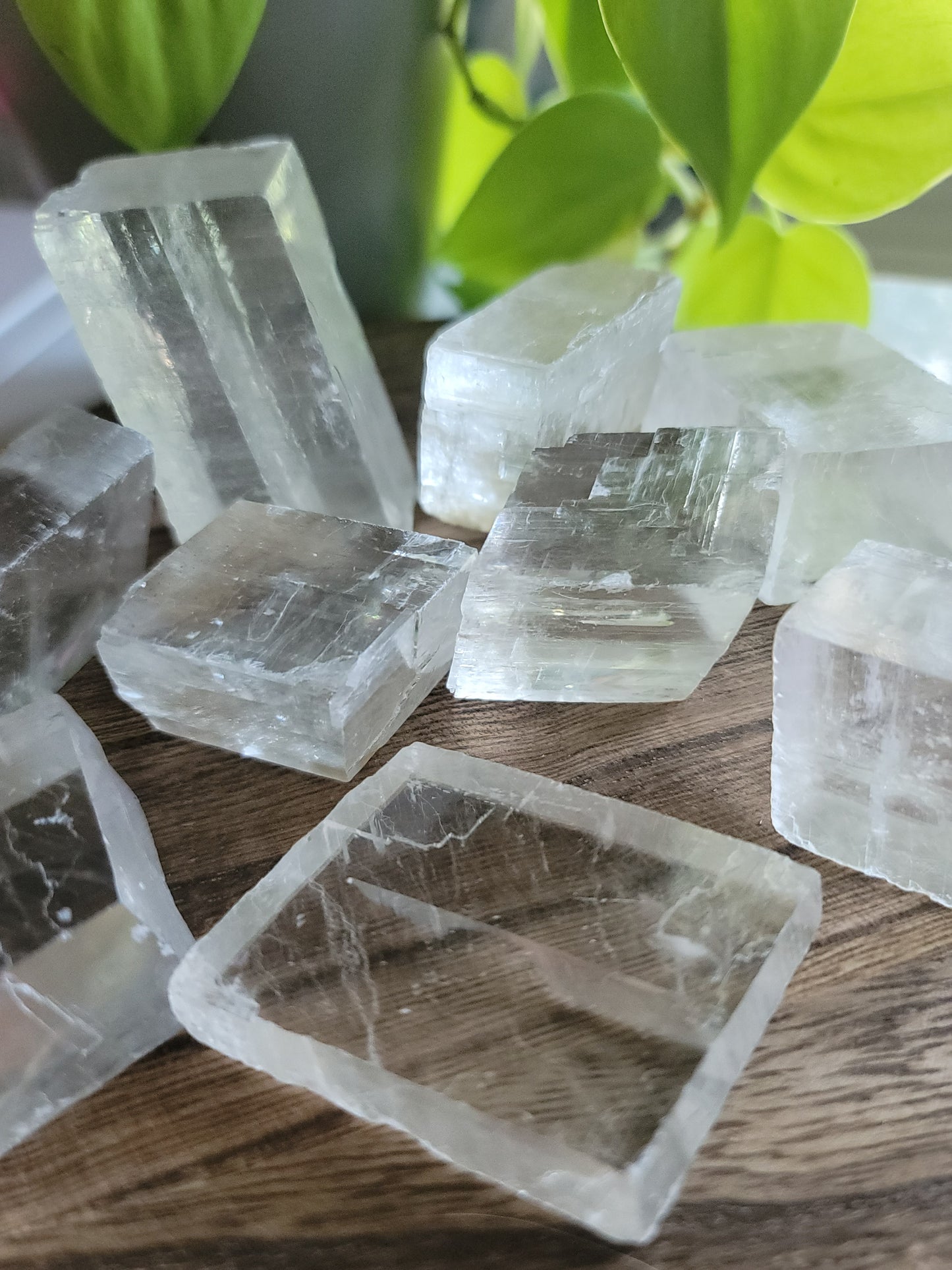 Iceland Spar Freeform: Clarity and Reflective Energy