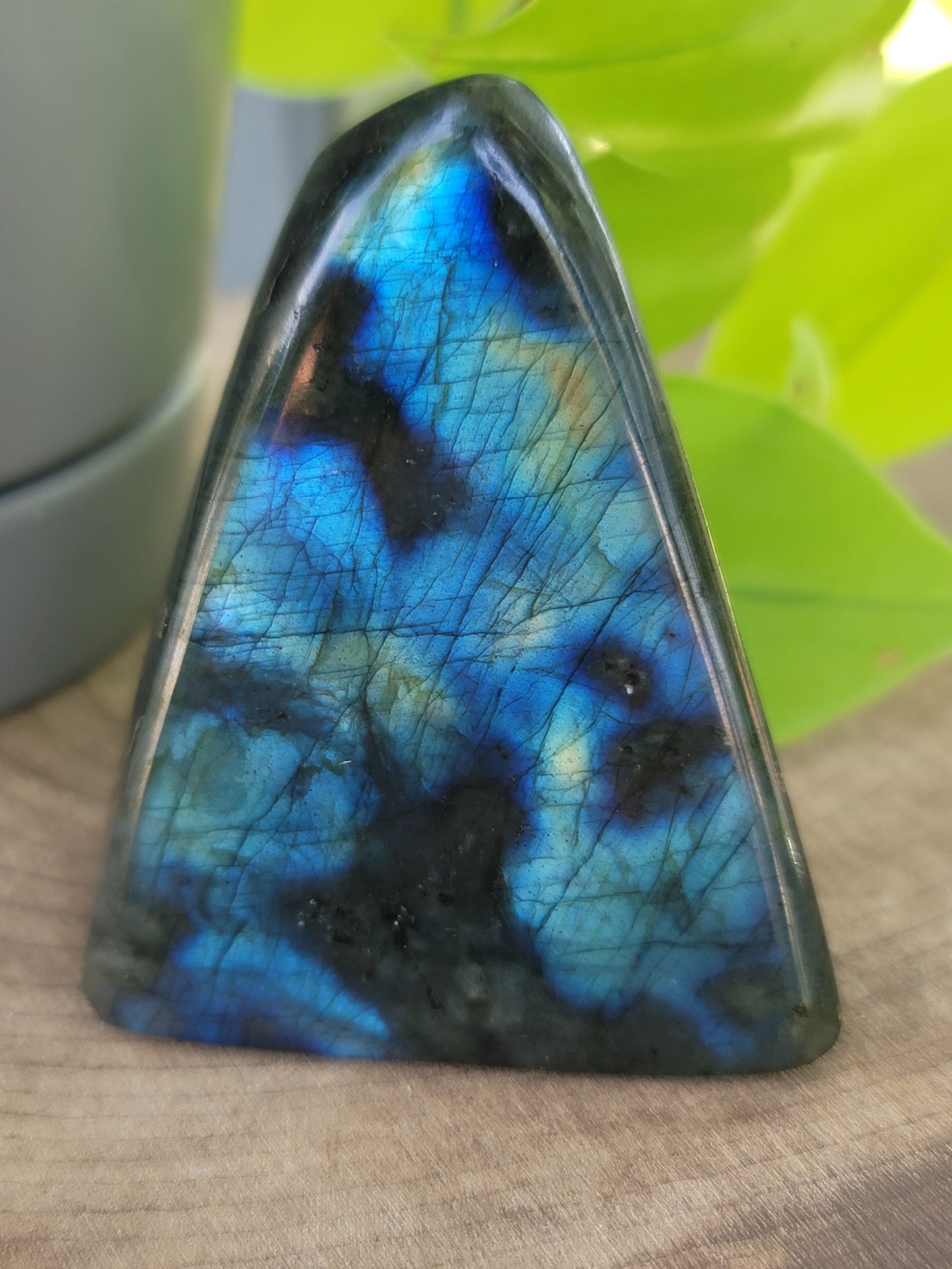 High-Flash Labradorite Freeform – Transformation, Intuition & Magic