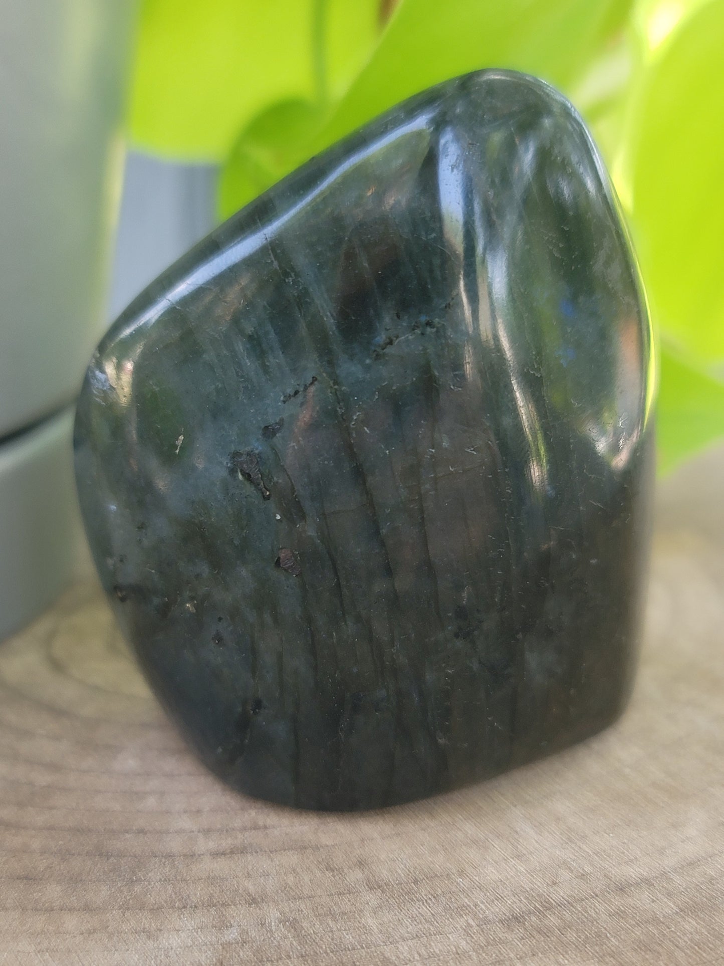 High-Flash Labradorite Freeform – Transformation, Intuition & Magic
