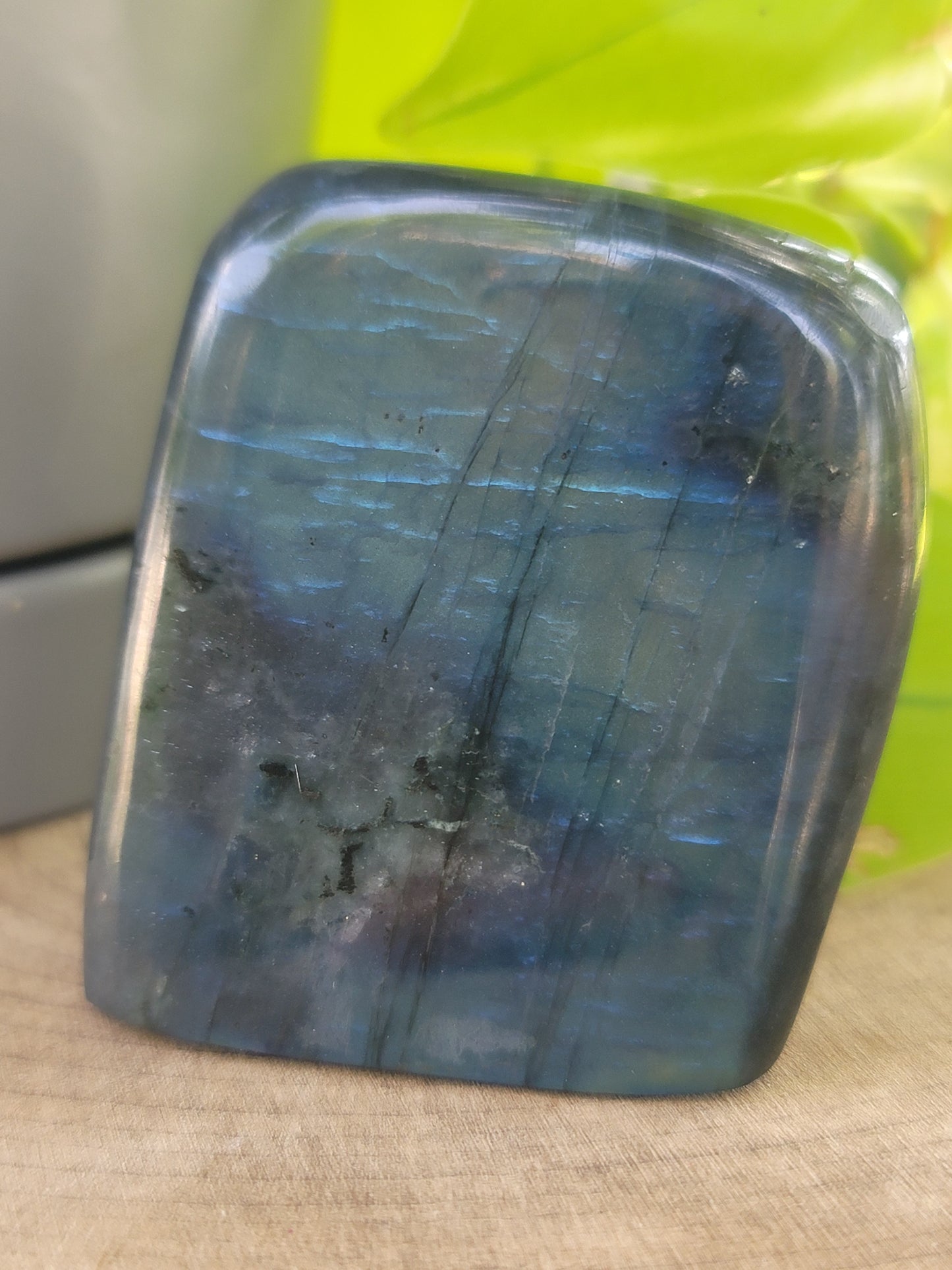 High-Flash Labradorite Freeform – Transformation, Intuition & Magic