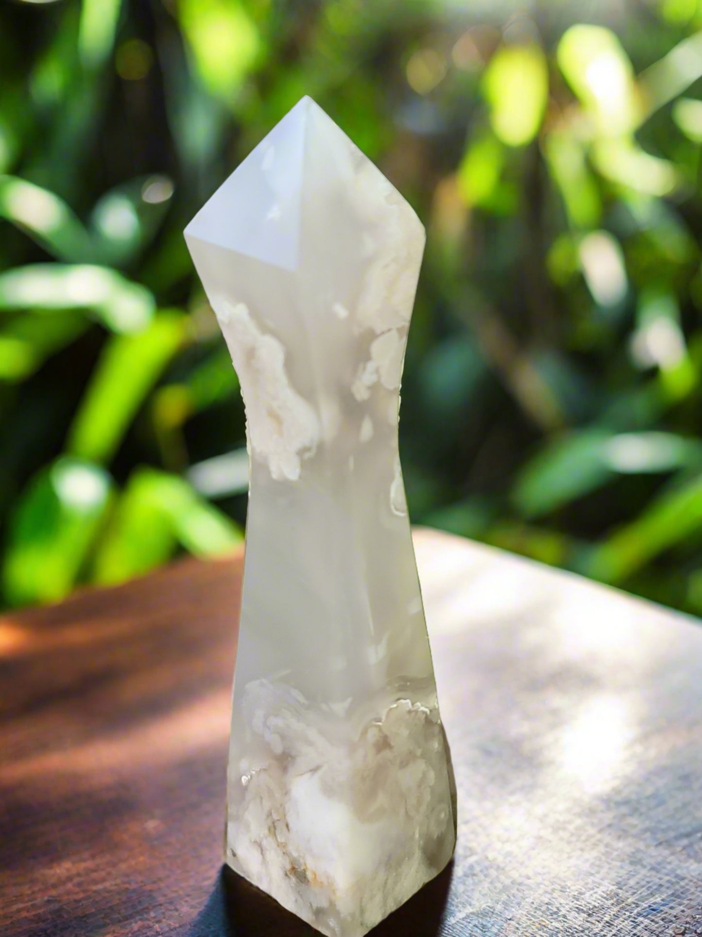 Flower Agate Venus Tower – Feminine Energy & Self-Growth Crystal