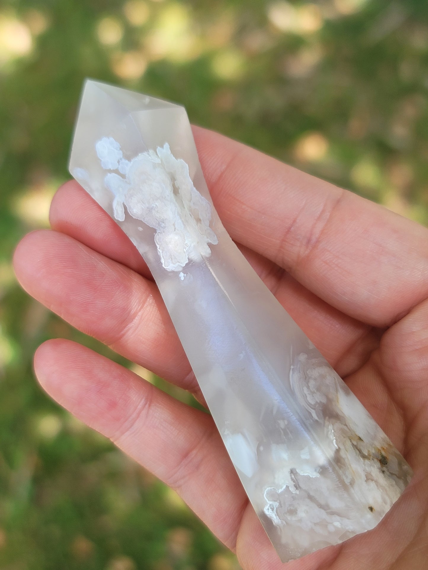 Flower Agate Venus Tower – Feminine Energy & Self-Growth Crystal