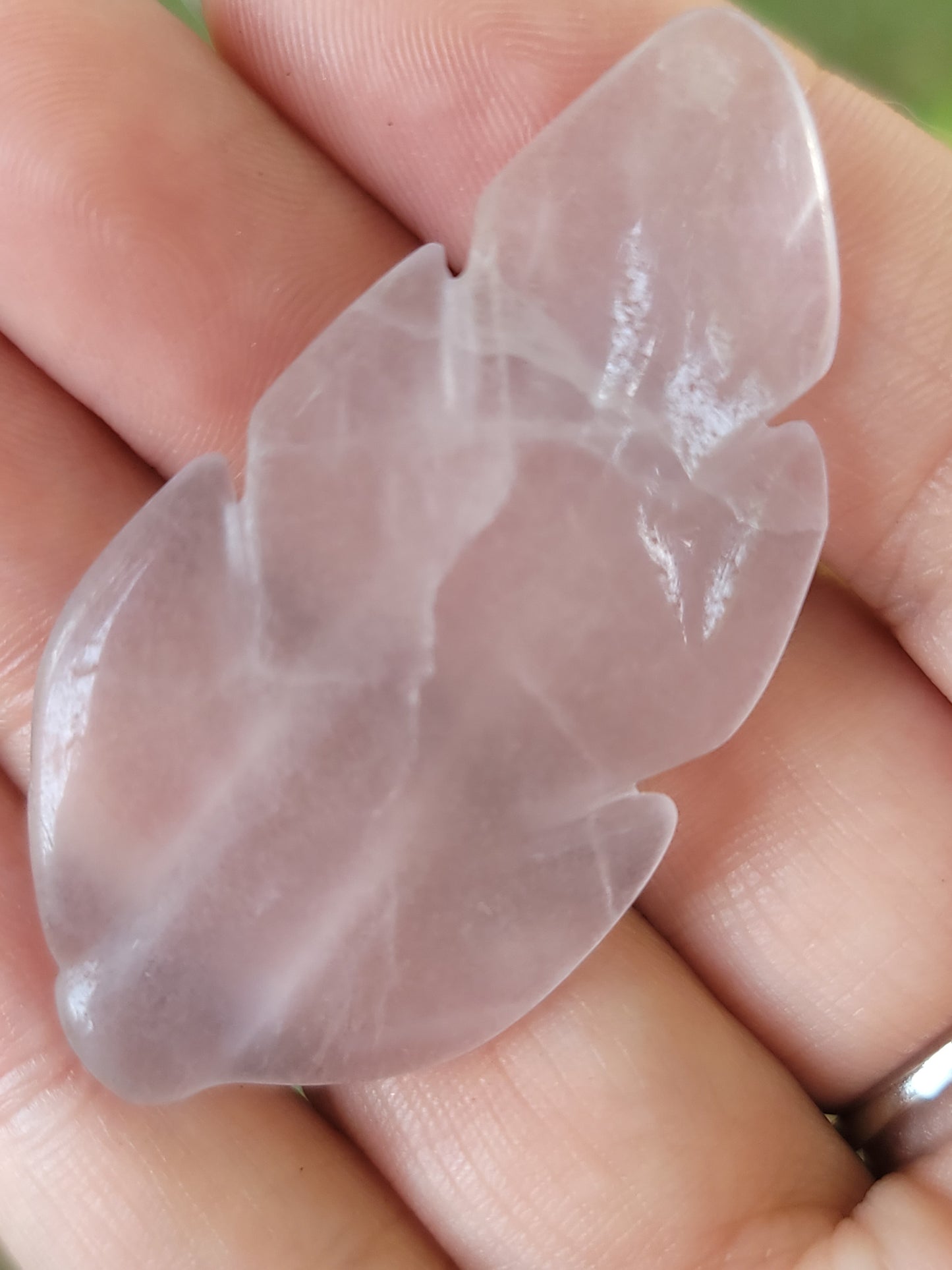 Mini Feather Carvings: Delicate Symbols of Freedom and Hope