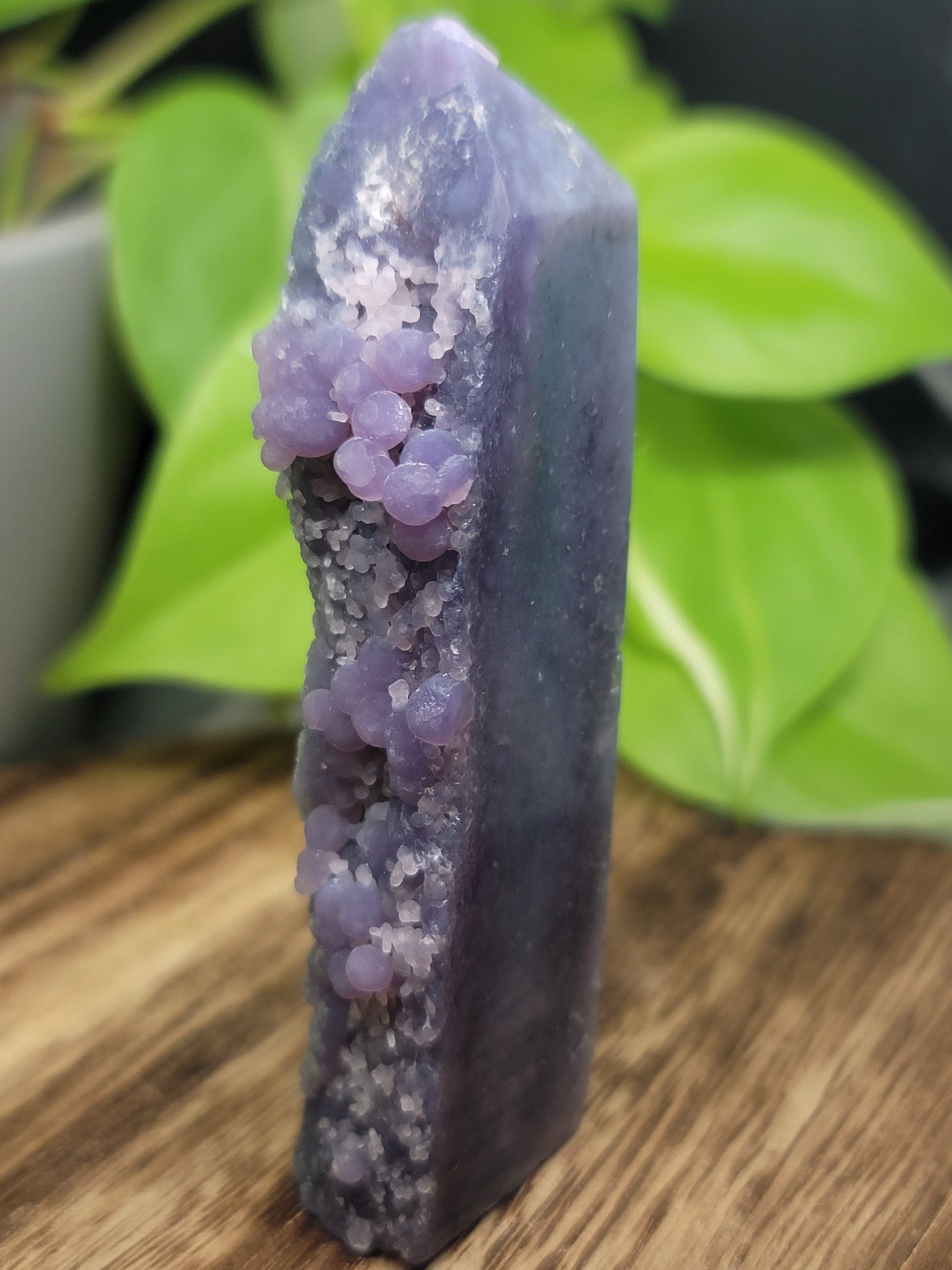 Grape Agate Tower – Intuition, Emotional Healing & Inner Peace