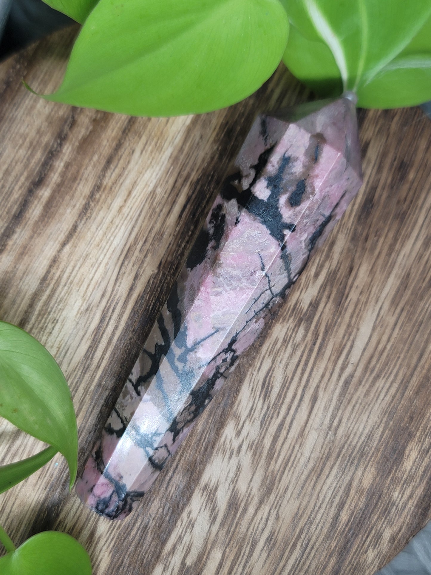 Rhodonite Wand – Crystal for Emotional Healing & Inner Strength