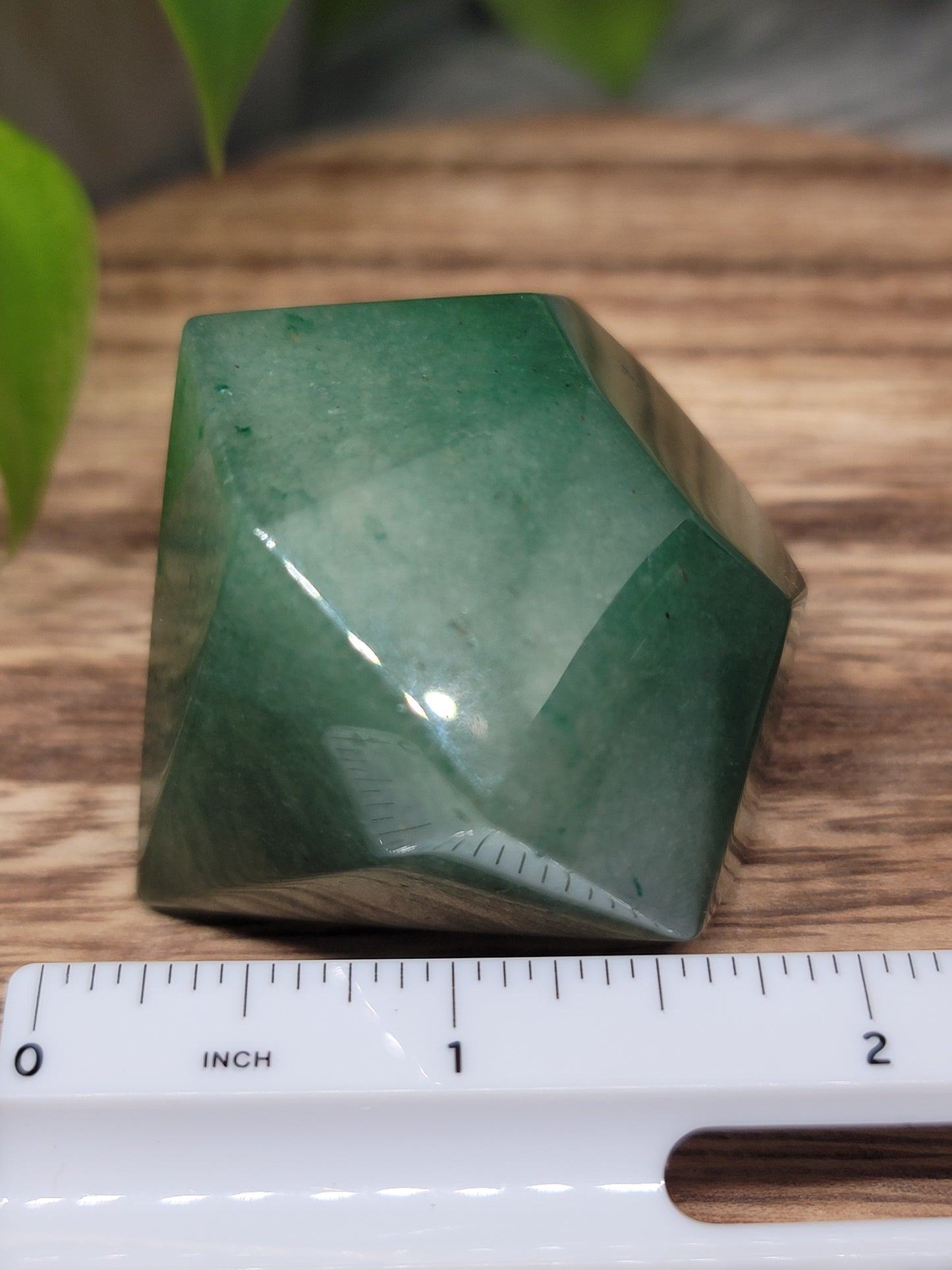 Diamond Crystal Carving – Clarity, Direction & Heart-Led Power