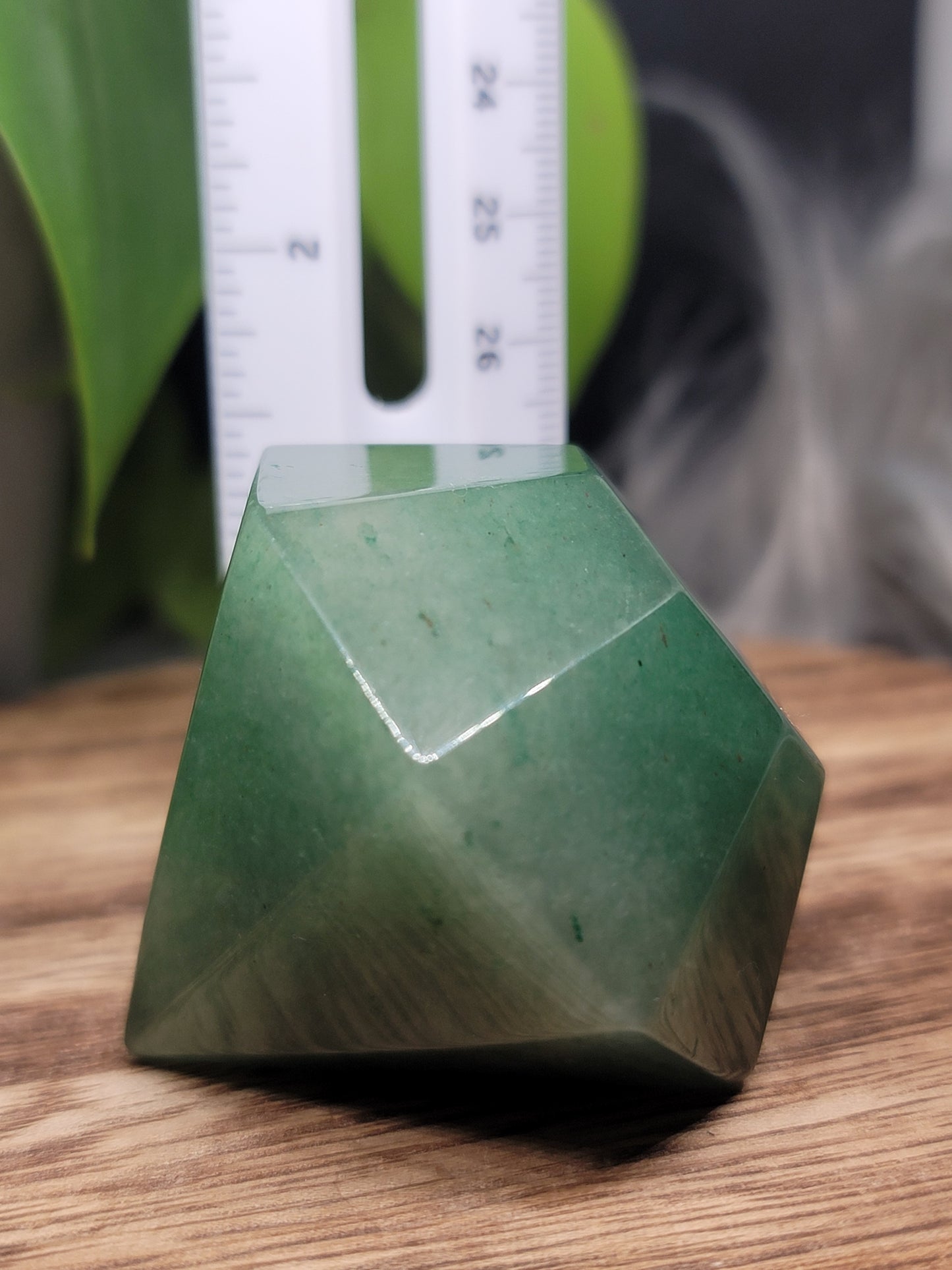 Diamond Crystal Carving – Clarity, Direction & Heart-Led Power