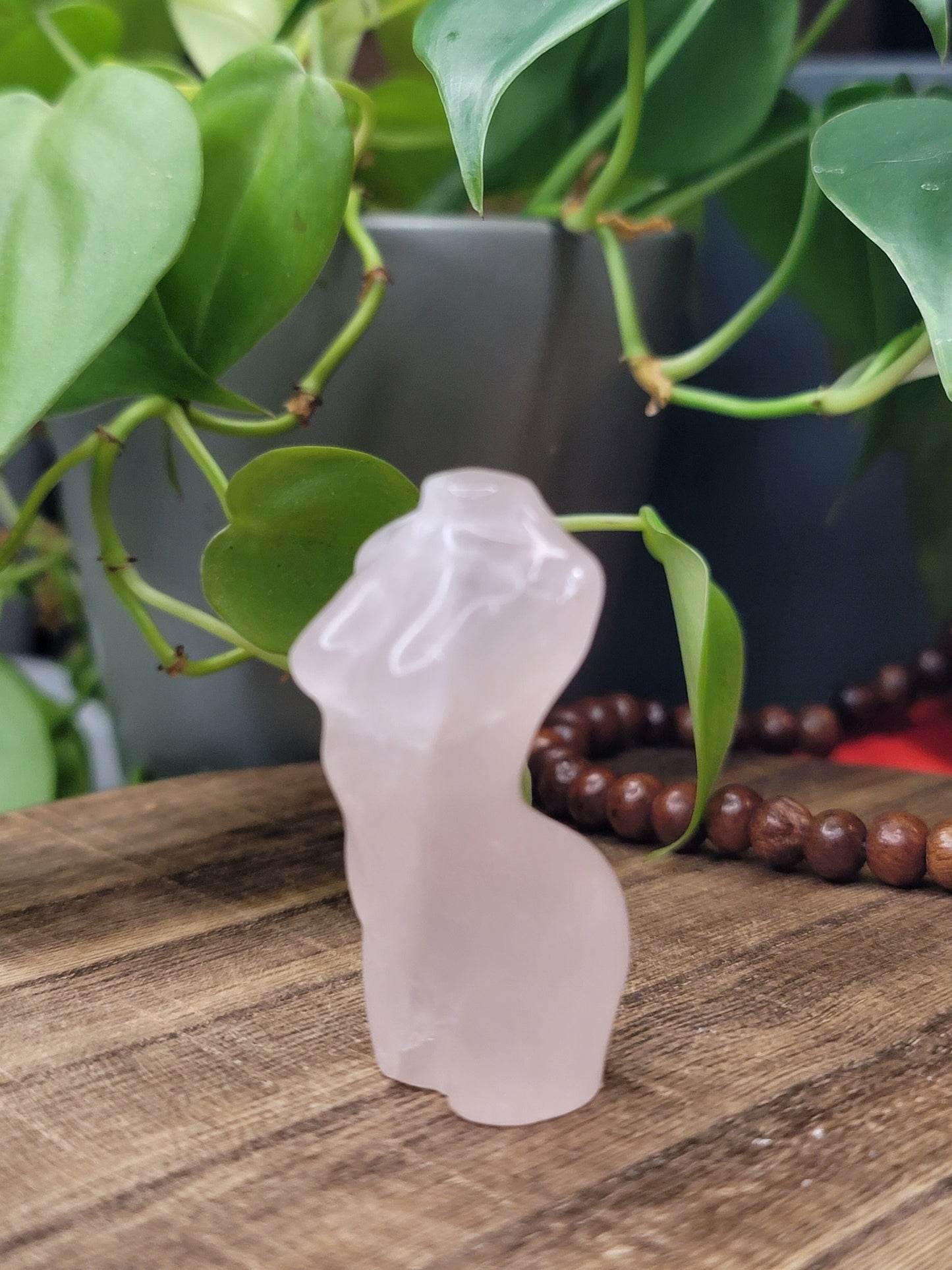 Mini Goddess Body Carving: Embodying Divine Feminine Energy and Empowerment