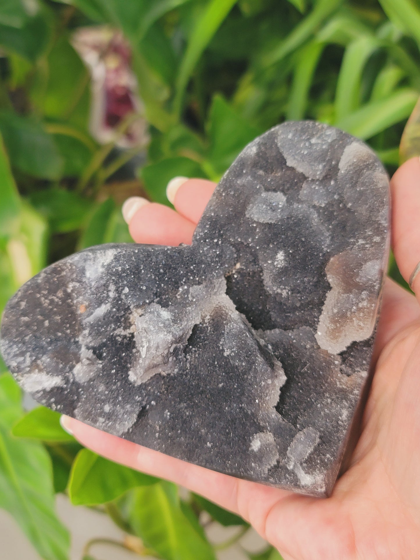 Sphalerite Druzy Heart Showpiece for Grounding Power and Magnetic Transformation