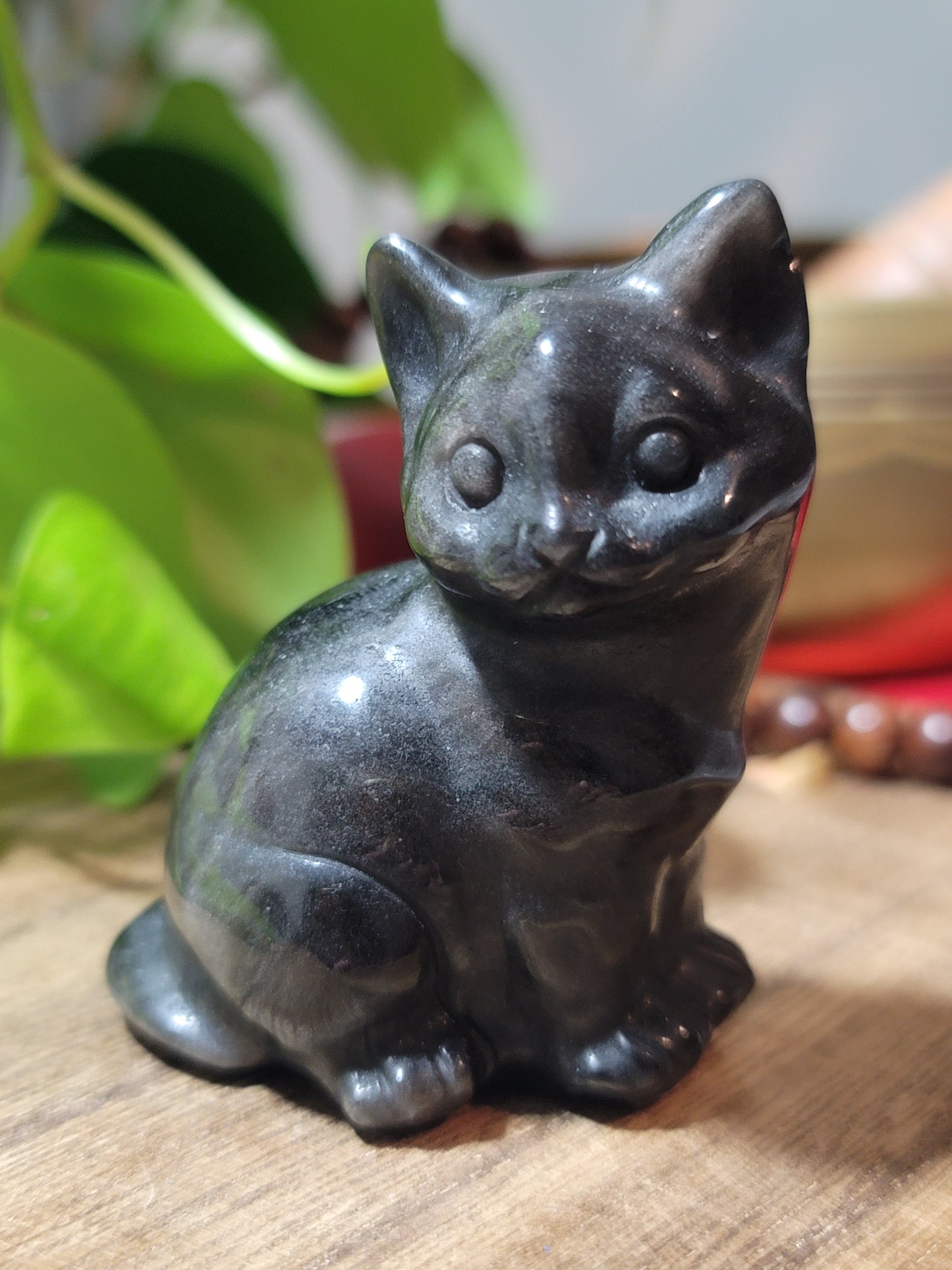 Black Obsidian Cat – Protection, Intuition & Independent Energy
