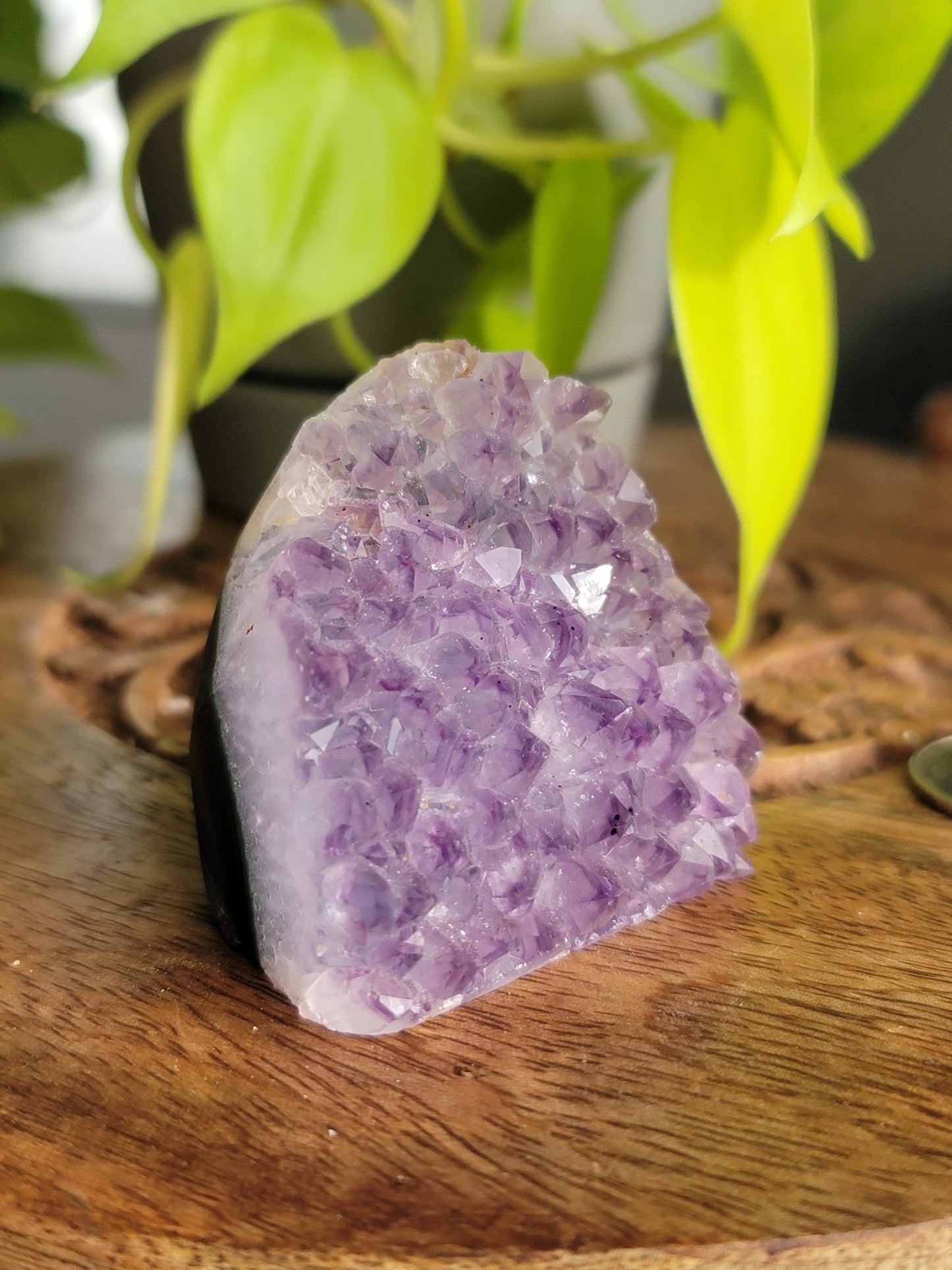 Amethyst Cave: Majestic Purple Elegance and Spiritual Harmony