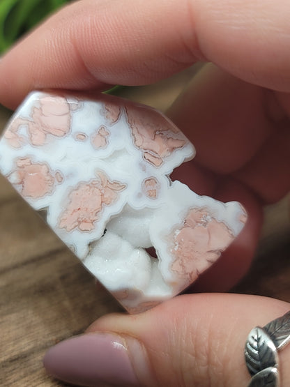 Pink Agate Freeform: Embrace Nurturing and Emotional Healing