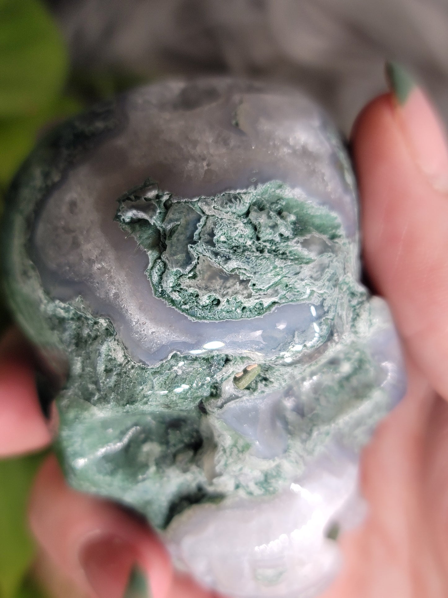 Moss Agate Druzy Quartz Skull: Grounding and Spiritual Transformation