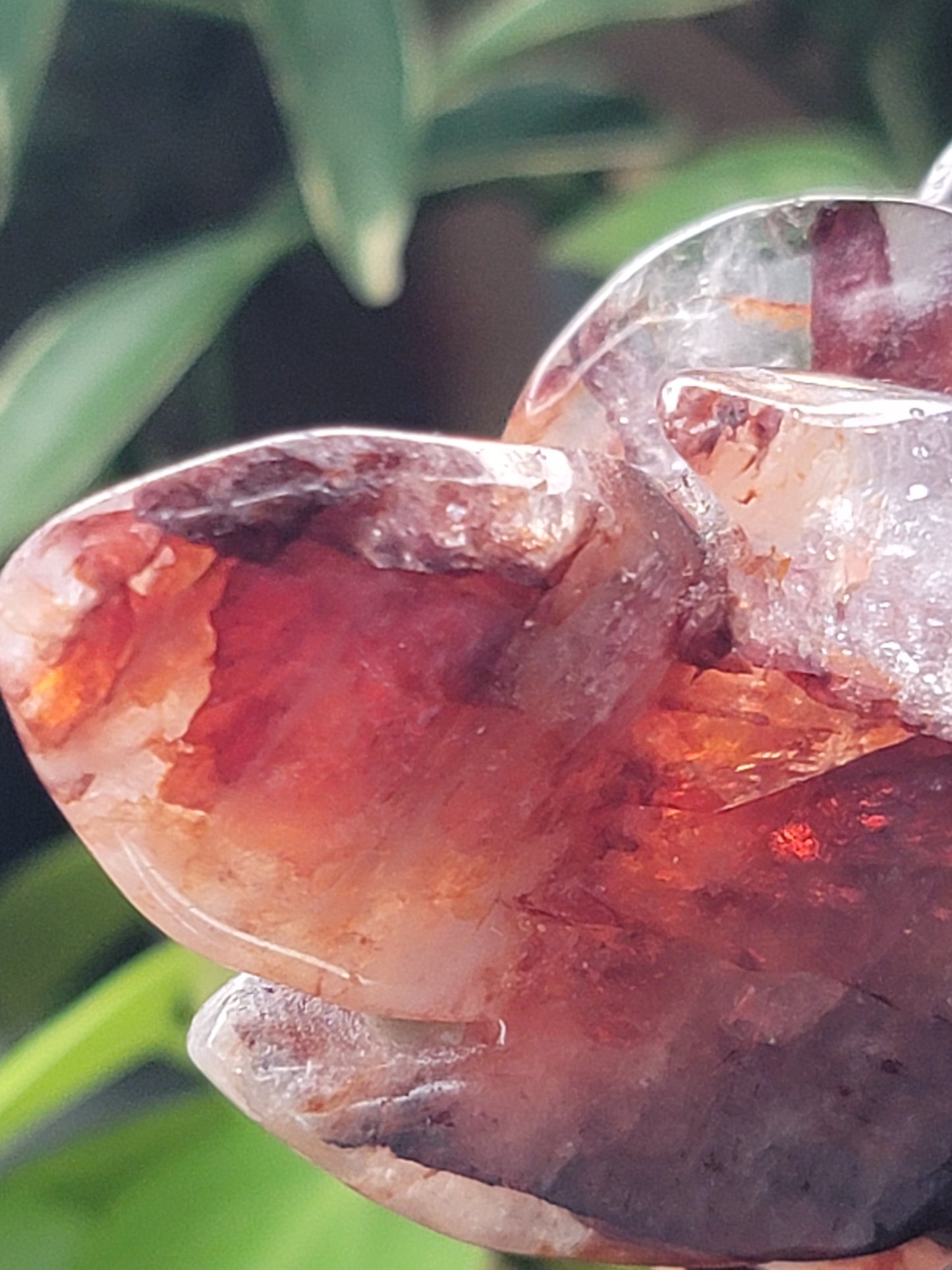 Fire Quartz Flower Carving with Stand – Emotional Strength & Self-Empowerment