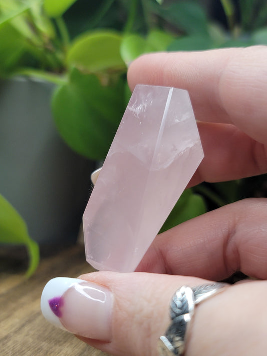 Rose Quartz Freeform – Self-Love, Healing & Gentle Strength