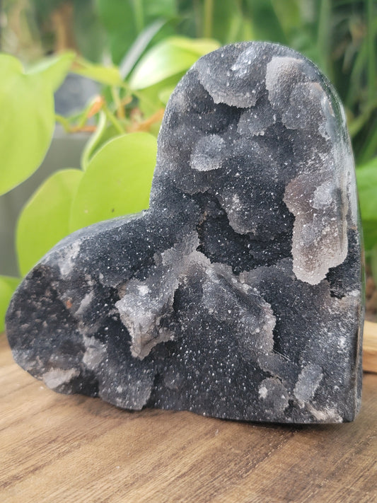 Sphalerite Druzy Heart Showpiece for Grounding Power and Magnetic Transformation