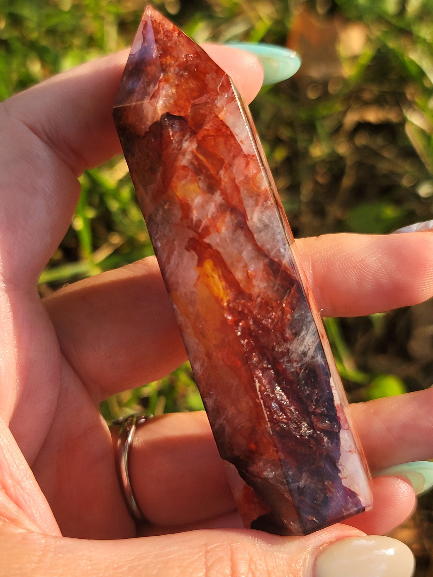 Fire Quartz Point: Awaken Courage and Ignite Inner Power